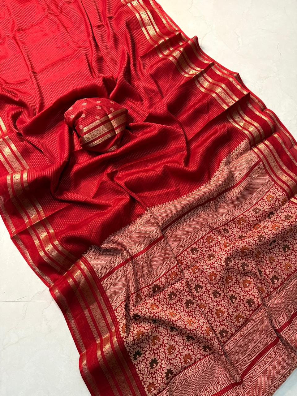 Isha - Crepe Saree with Jacquard Zari Weaving