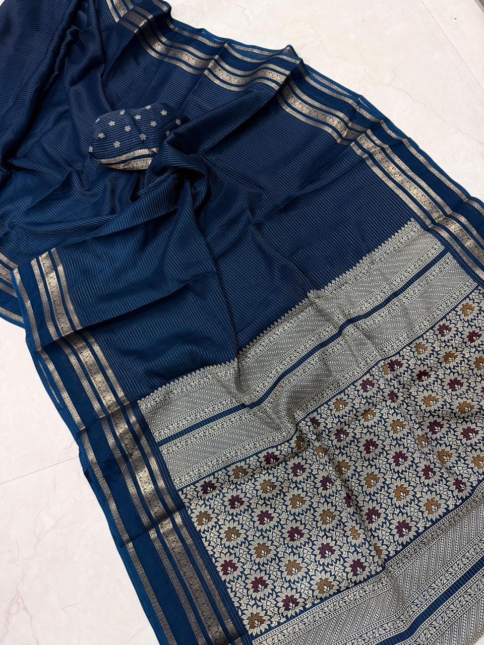 Isha - Crepe Saree with Jacquard Zari Weaving