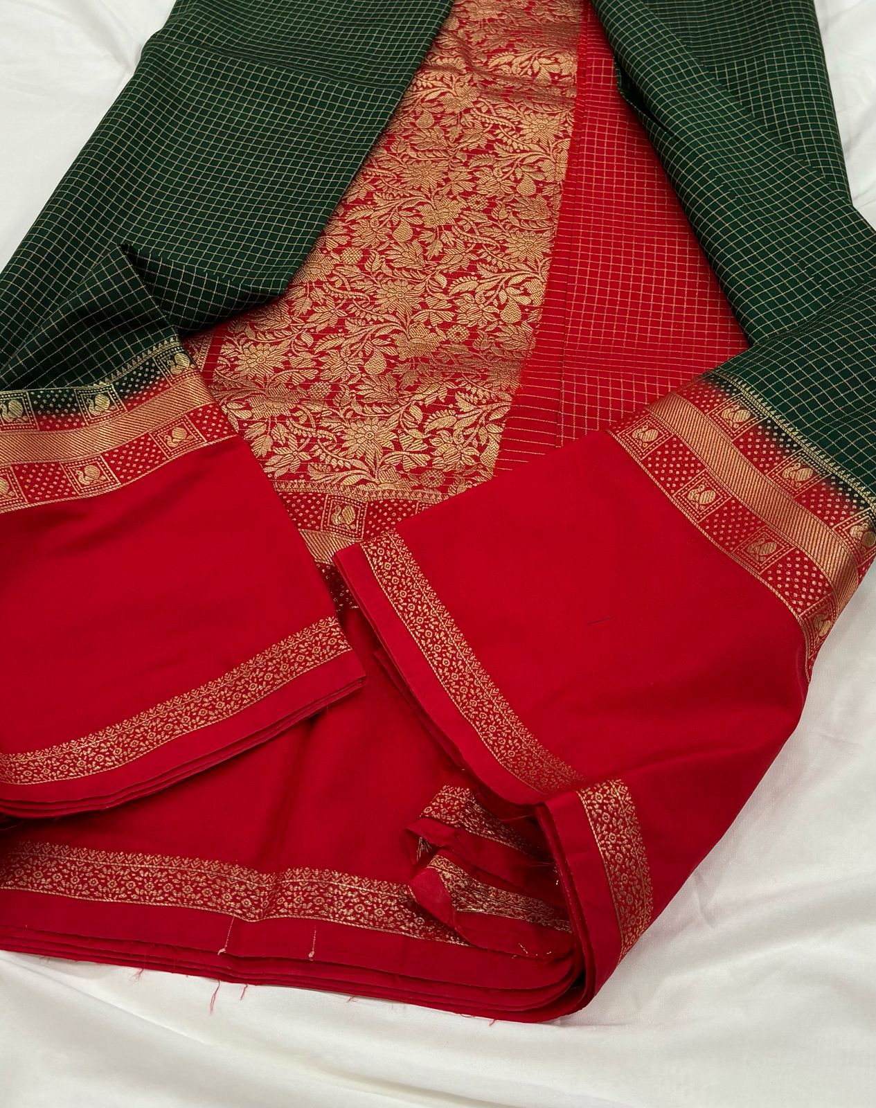 Devaki - Banarasi Crepe Saree