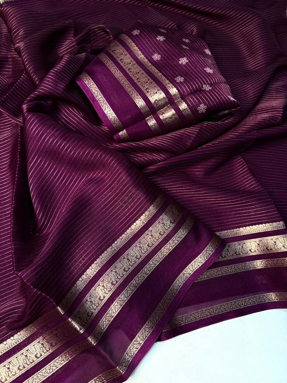 Isha - Crepe Saree with Jacquard Zari Weaving