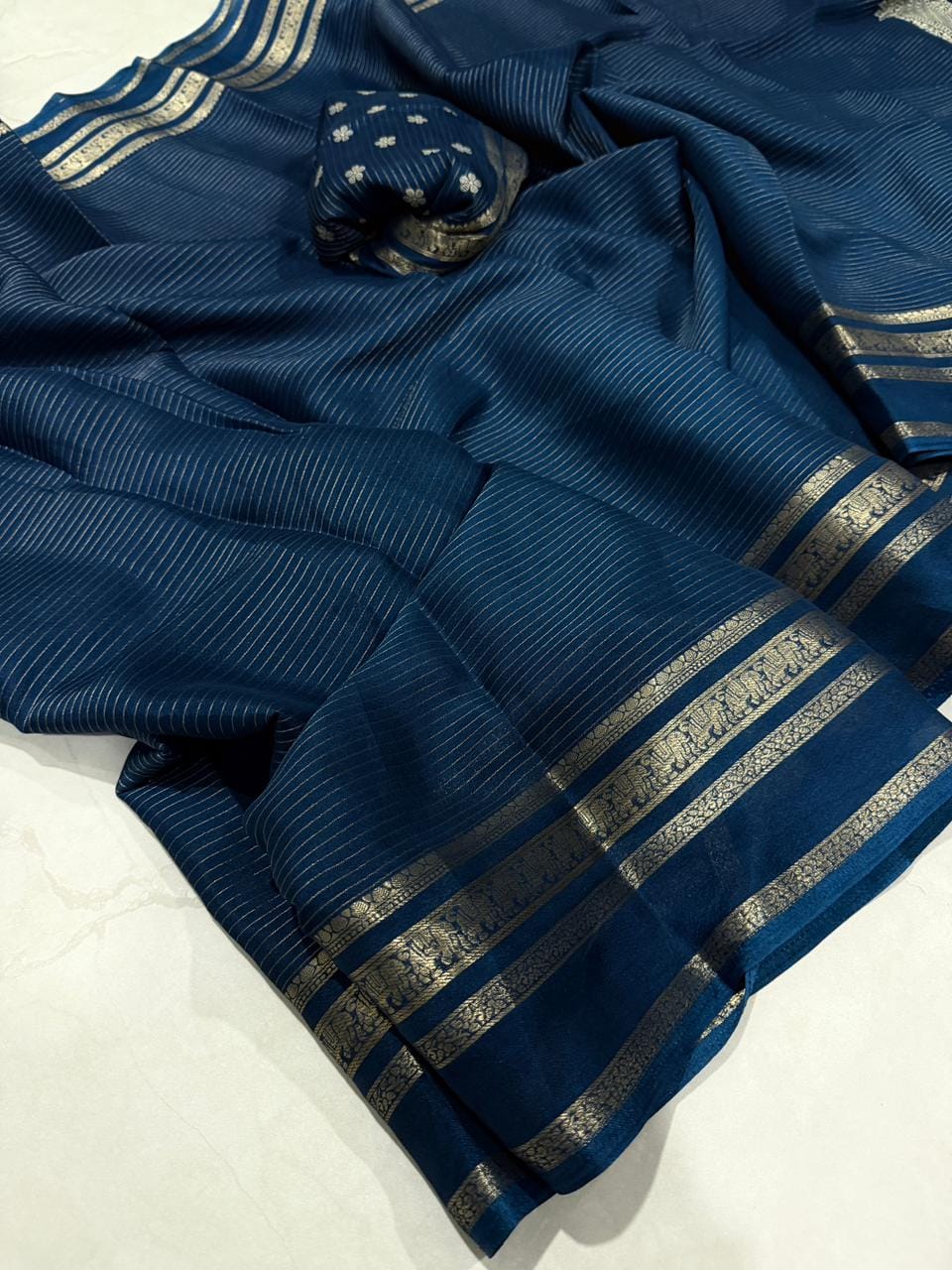 Isha - Crepe Saree with Jacquard Zari Weaving